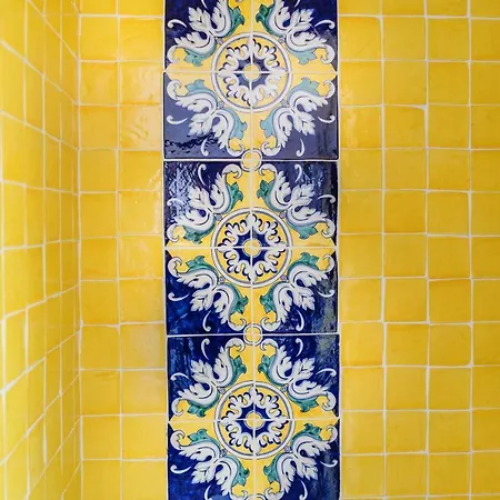 Lemon Factor Couette-café 4*