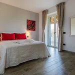 Bed & Breakfast Lemon Factor 4*