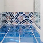 Lemon Factor Bed & Breakfast
