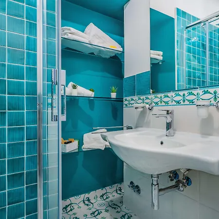 Lemon Factor Bed & Breakfast