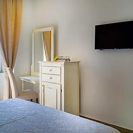 Lemon Factor Bed & Breakfast