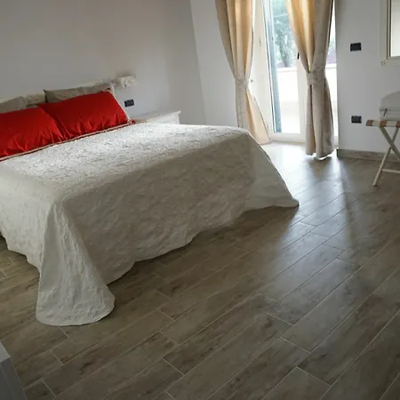 Lemon Factor Bed & Breakfast 4*