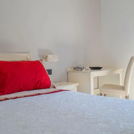 Lemon Factor 4* Sorrento