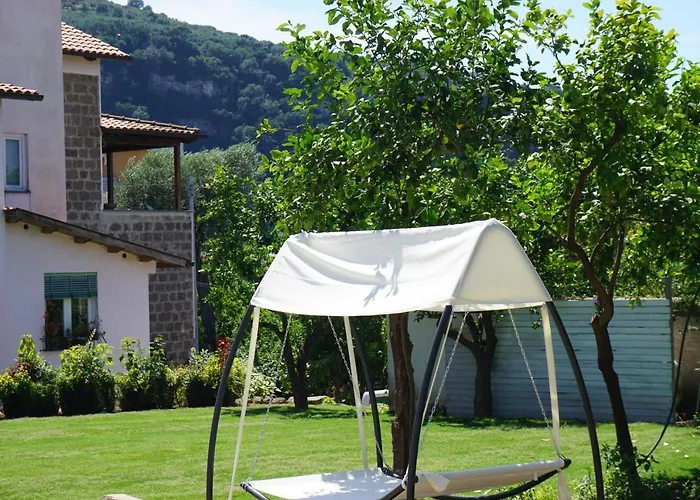 Lemon Factor Отель типа 